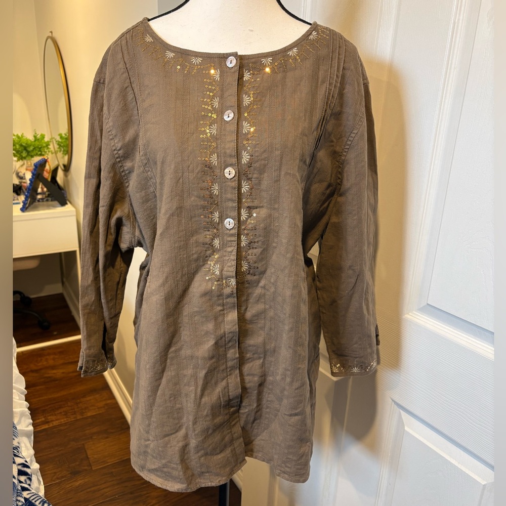 🌷Embroidered Linen Blend Boho Tunic Top 1X 3/$30